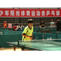 乒乓球队比赛获市团体第四名